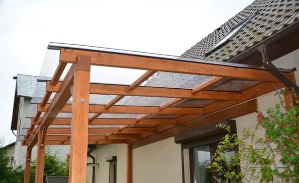 Czym pokryć dach tarasu? Najlepsze materiały i ich wady Czym pokryć dach tarasu? Najlepsze materiały i ich wady