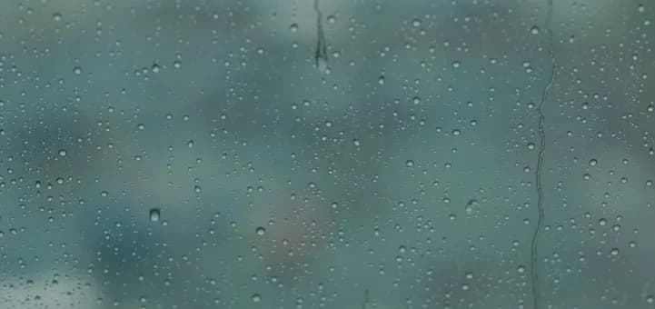 Jak skutecznie rozwiązać problem parujących okien w domu Jak skutecznie rozwiązać problem parujących okien w domu